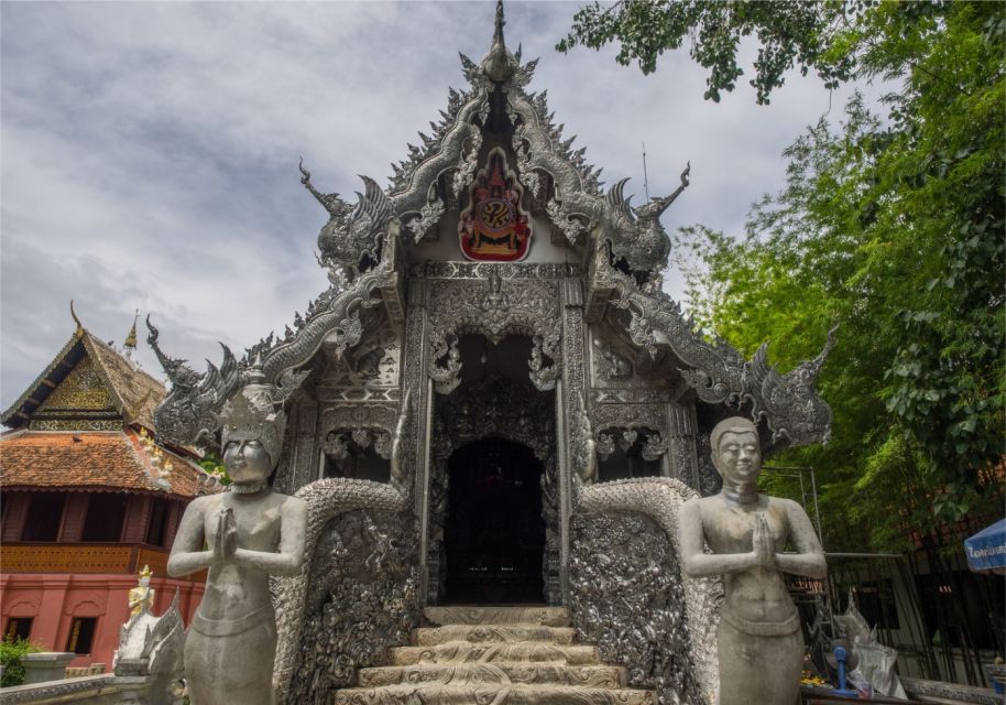 Chiang Mai: Scavenger Hunt City Tour for Your Smartphone - Key Points