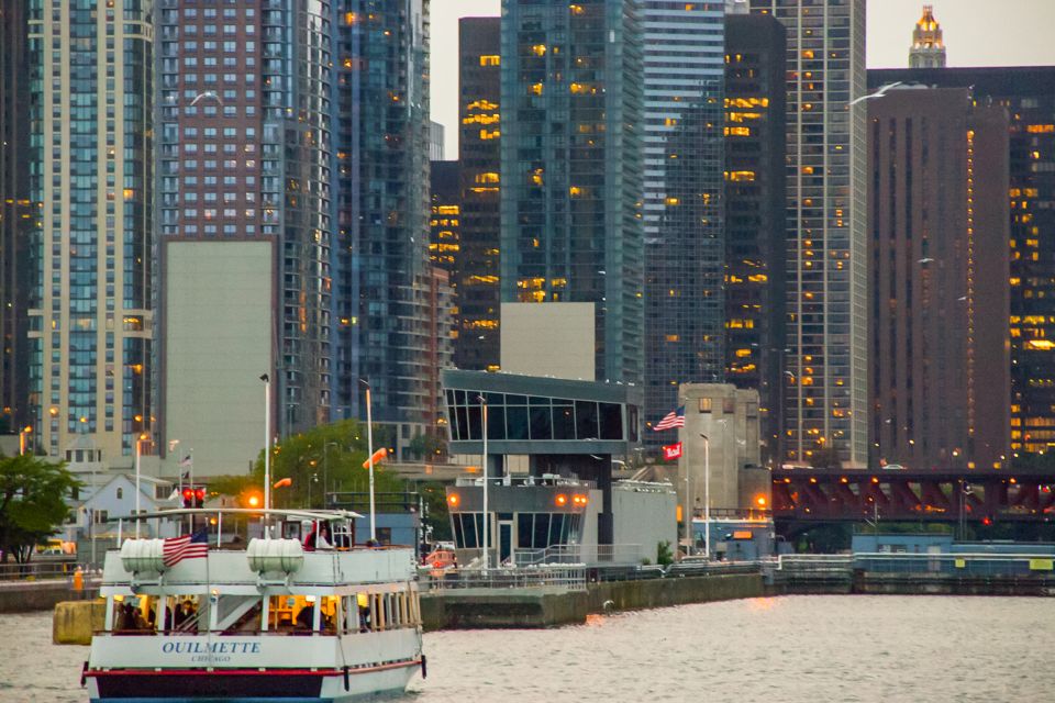chicago fireworks cruise with lake or river viewing options Chicago: Fireworks Cruise With Lake or River Viewing Options