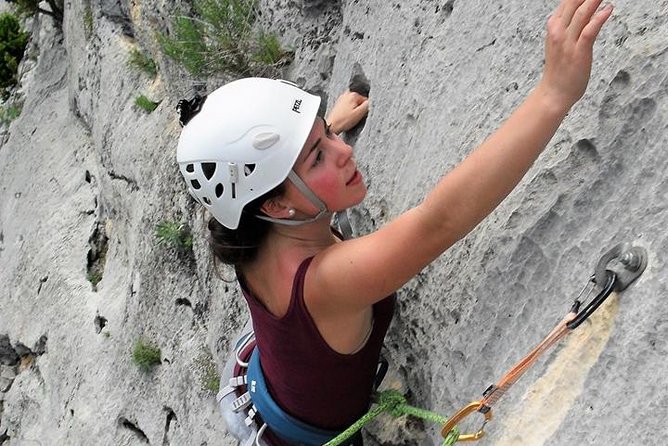 Climbing and Yoga Course in Rodellar, Huesca - Key Points