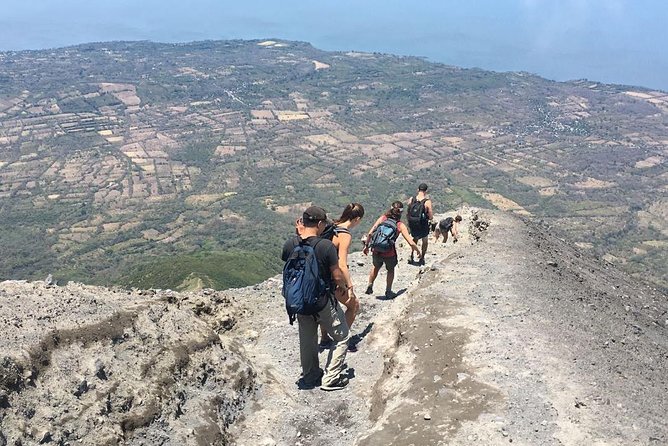 climbing the concepcion volcano in ometepe Climbing the Concepción Volcano in Ometepe