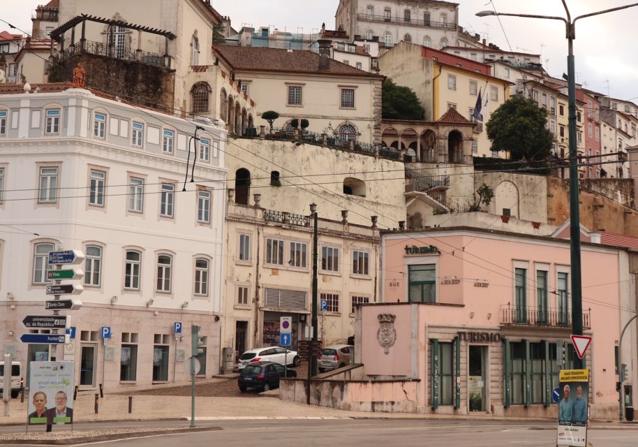 Coimbra: Scavenger Hunt and City Highlights Walking Tour - Key Points