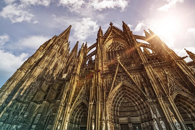 Cologne: Melaten Cemetery With Old Town Private Tour - Key Points