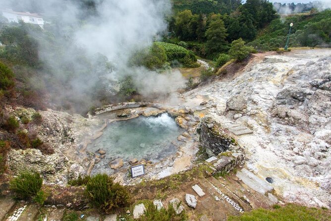 Couples PRIVATE Hybrid 4X4 Tour - Furnas (Inc Hot Springs and 3 Course Lunch) - Key Points