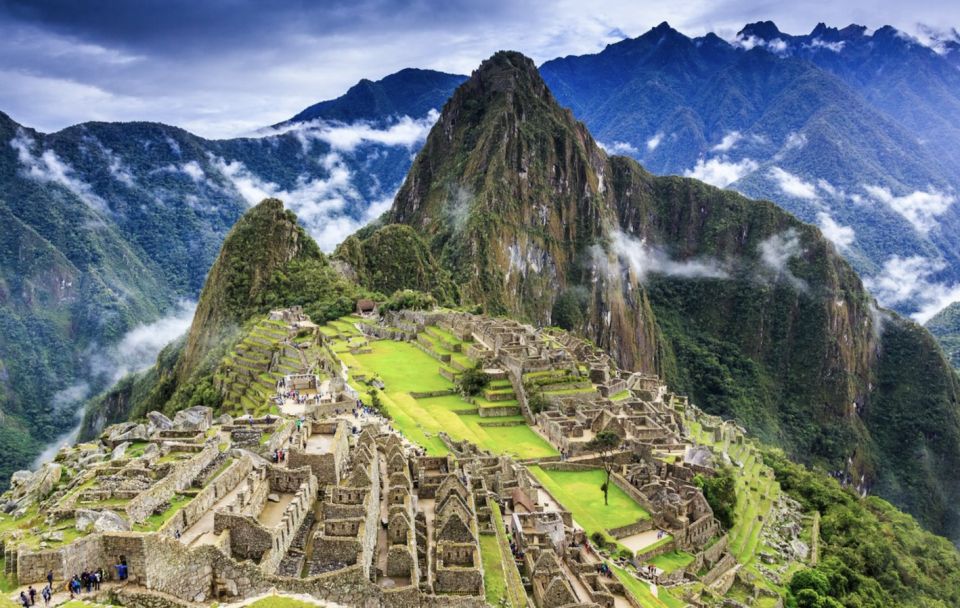 Cusco in 5 Days - Machu Picchu - Rainbow Mountain Hotel 4 - Key Points