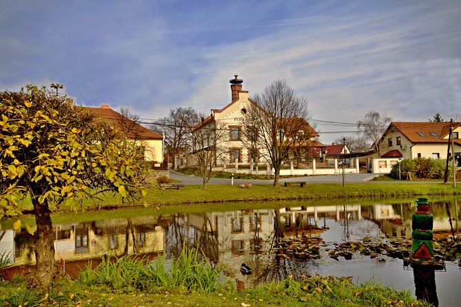 Czech Beer and Food Tasting Trip to Countryside From Prague - Key Points