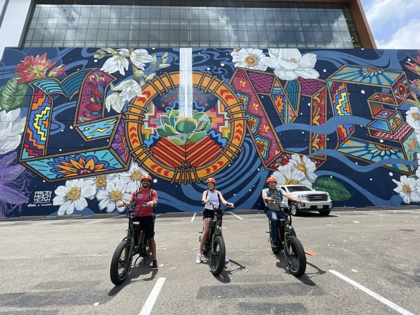 Dallas From the Saddle: a Gps-Guided Mural Bike Tour - Key Points
