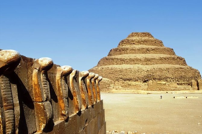 Day Tour to Giza Pyramids, Sphinx, Sakkara Pyramids and Dahshur Pyramids - Key Points