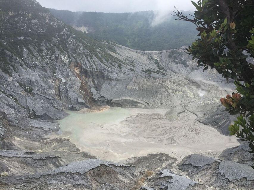 Daytrip Volcano Mountain Tangkuban Perahu Lembang Tour Guide - Key Points