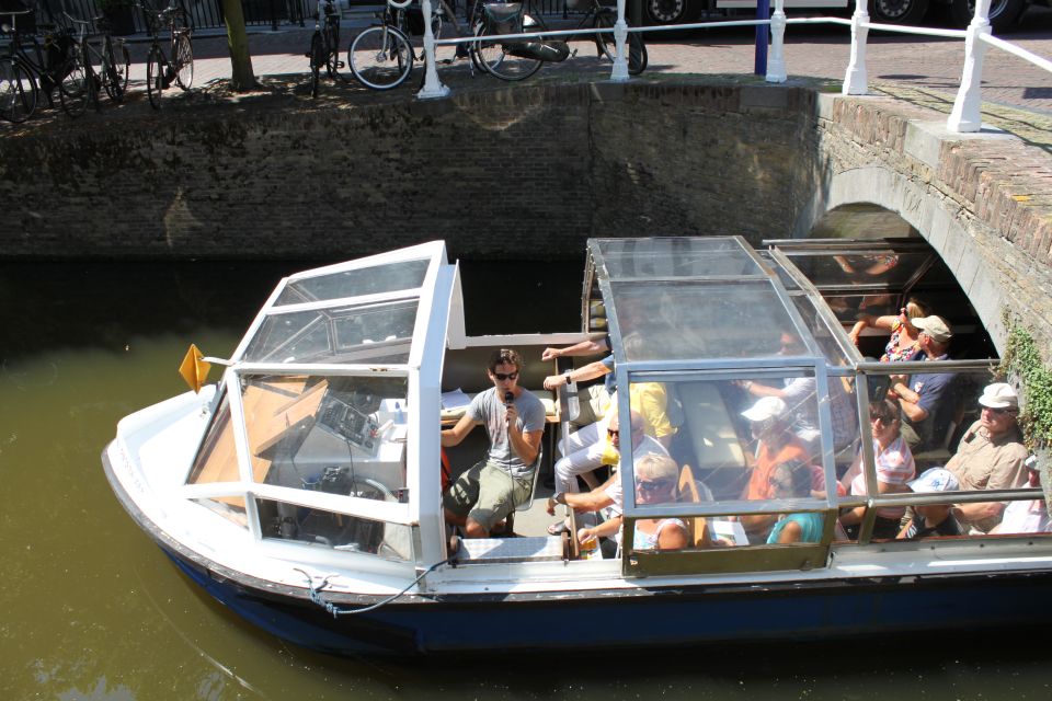 Delft: Canal Cruise With Guided Commentary - Key Points