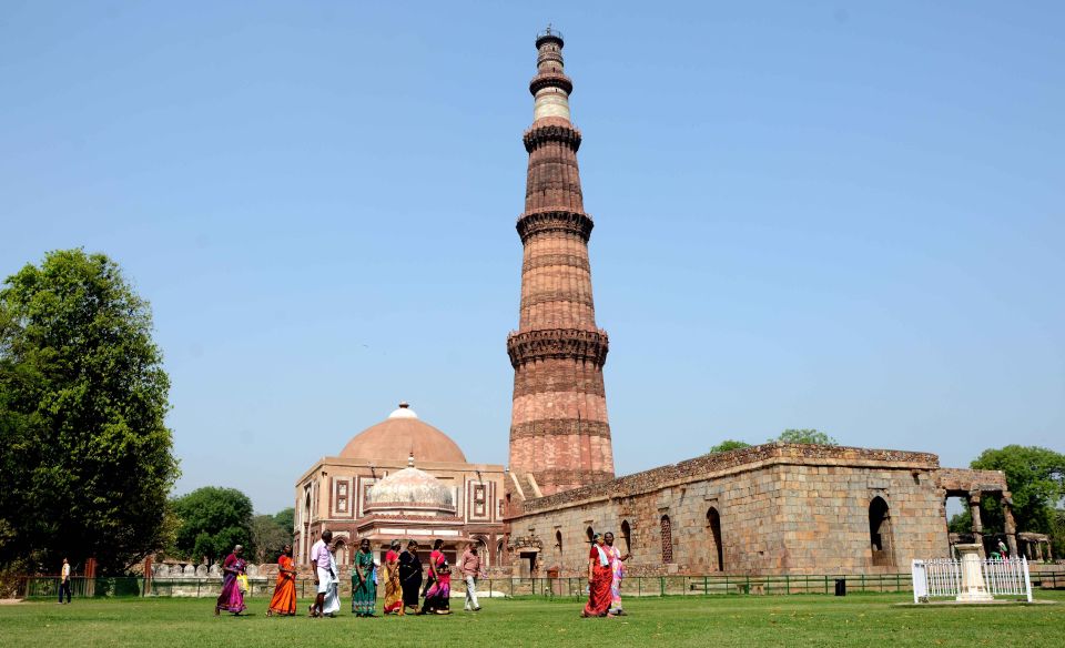 Delhi: Private Old and New Delhi Full-Day City Tour by Car - Key Points