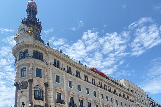 Discover Madrid'S Most Photogenic Spots With a Local - Tour Overview