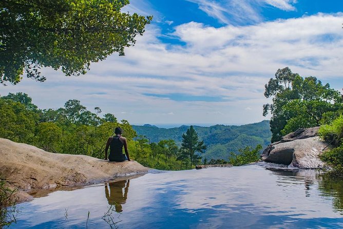 Diyaluma Falls and Natural Pool Bathing Private Guided Tour  - Nuwara Eliya - Key Points