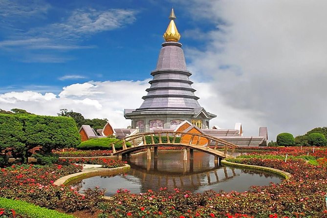 Doi Inthanon National Park Full Day Tour From Chiang Mai - Inclusions and Amenities