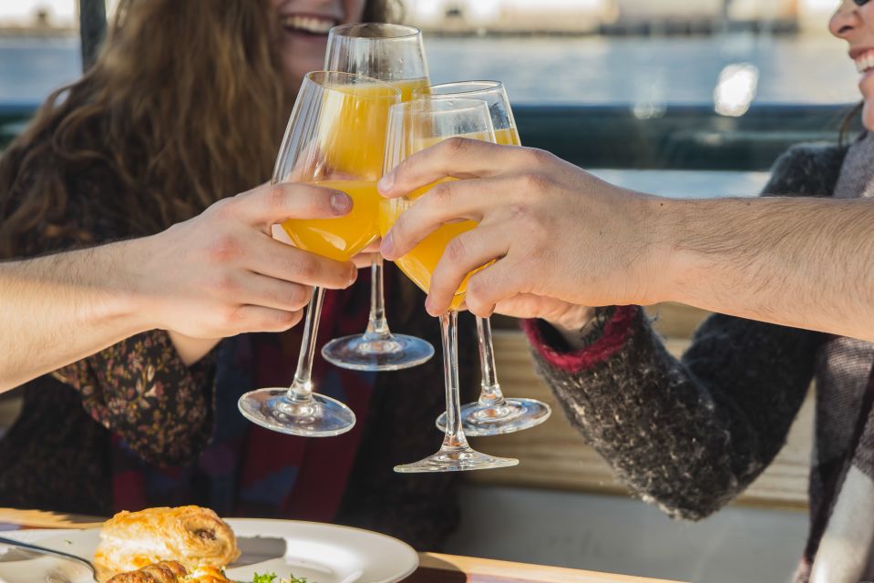 Downtown Boston Harbor Weekend Cruise With Brunch - Key Points