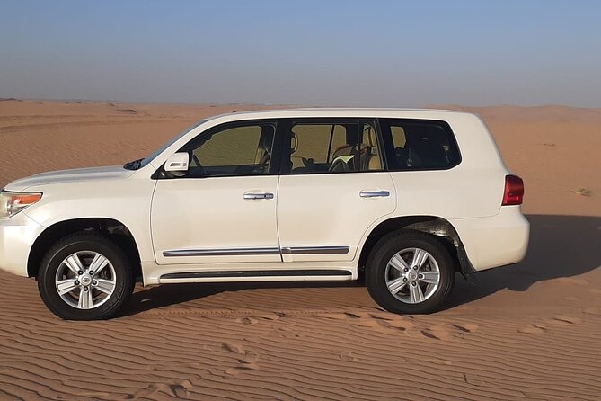 Dubai Premium Desert Safari With Dune Bash and BBQ Dinner - Key Points