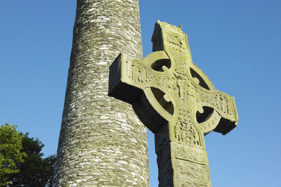 Dublin: Boyne Valley With Newgrange and Bru Na Boinne Entry - Key Points