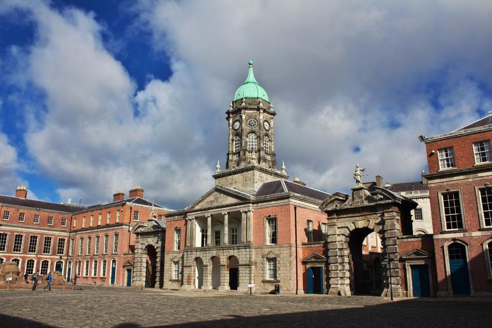 Dublin: Private Exclusive History Tour With a Local Expert. - Key Points