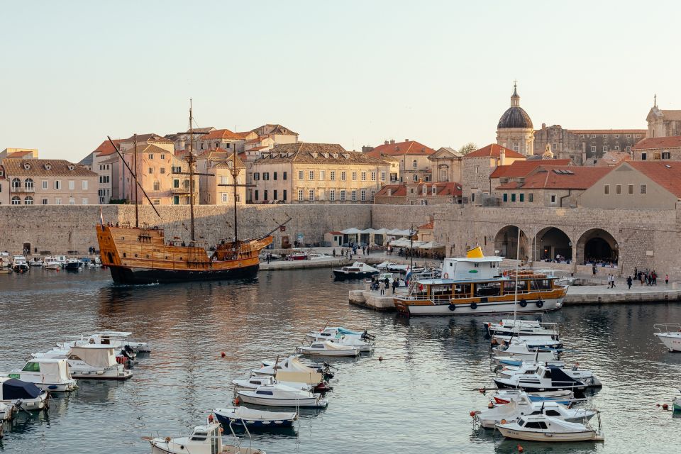 Dubrovnik: Breakup of Yugoslavia Walking Tour - Key Points