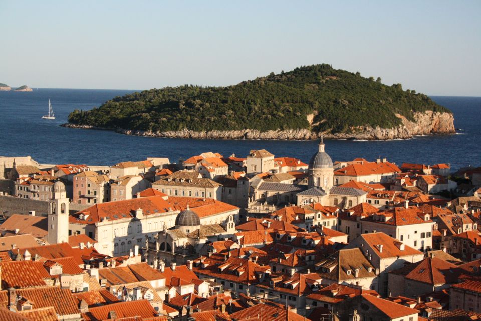 Dubrovnik: City Walls Private Guided Walking Tour - Key Points