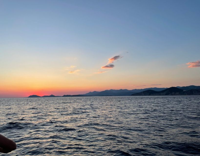 Dubrovnik: Golden Hour Sunset Cruise - Key Points
