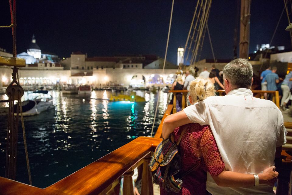 Dubrovnik: Old Town Night Cruise on 16th-Century Karaka Boat - Key Points