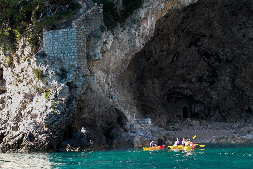 Dubrovnik: Sunset Sea Kayaking Tour With Fruit Snack & Wine - Key Points