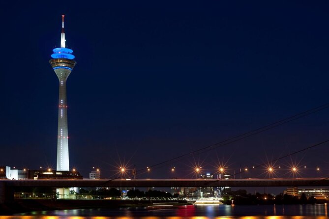 Düsseldorf Segway Rhein Tour: Rhine River Experience - Key Points