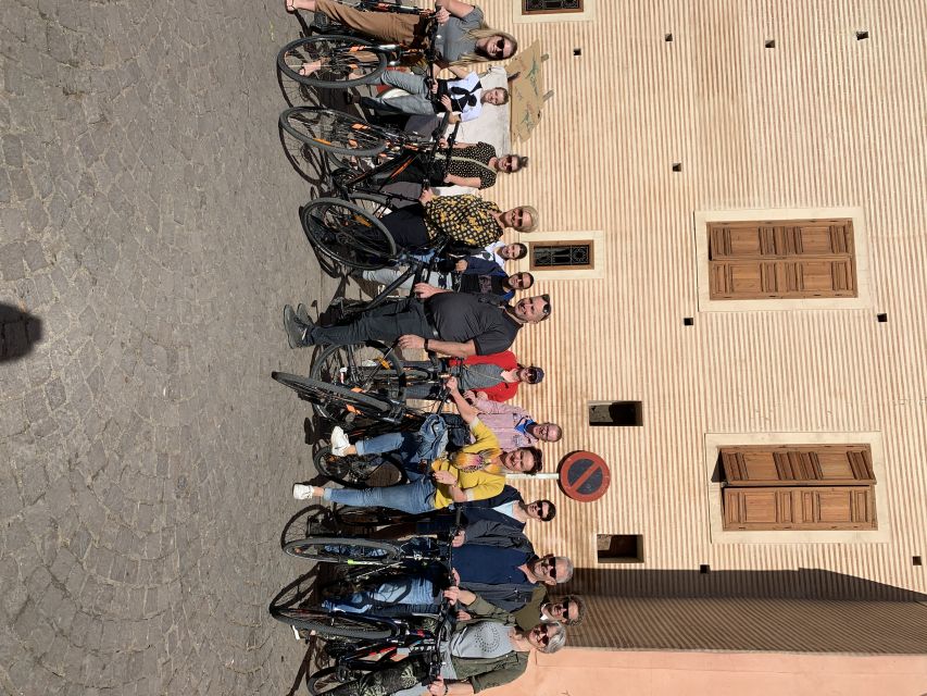 Dutch-Language Cycling Tour Through Marrakech. - Key Points