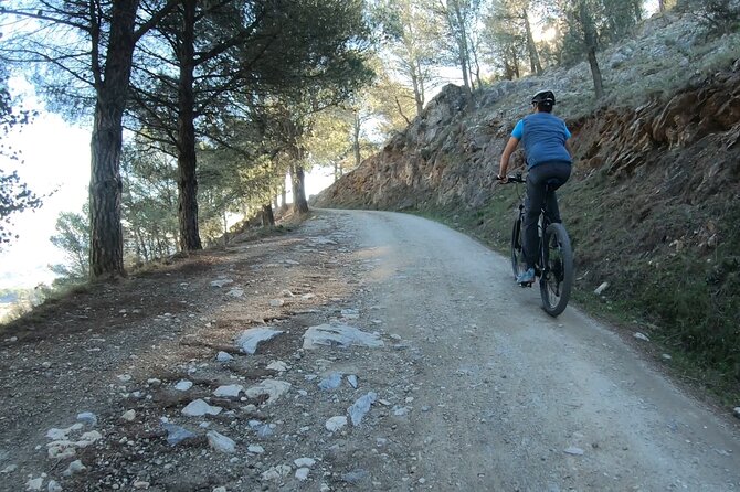 E-Bike Rent Sierra De Las Nieve (Alozaina). Free GPS Tracks and App Included. - Key Points
