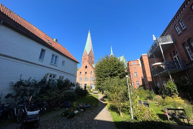E-Scavenger Hunt Lubeck: Explore the City at Your Own Pace - Key Points