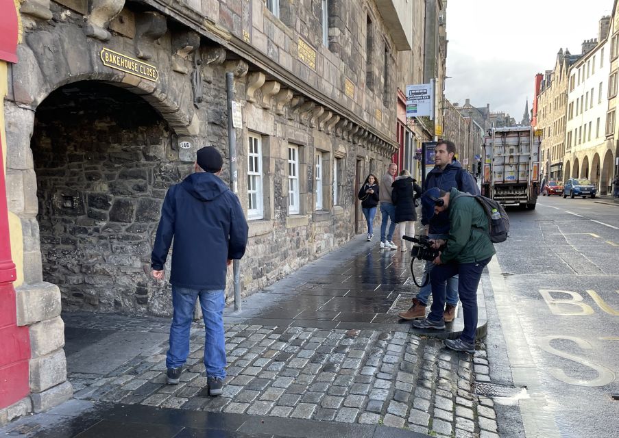 Edinburgh: Outlander Series and Jacobites Walking Tour - Key Points