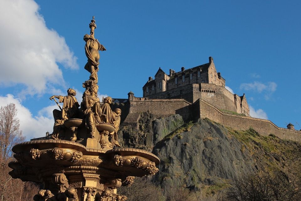 Edinburgh Private Tour: The Castle to the Arthur's Seat - Key Points