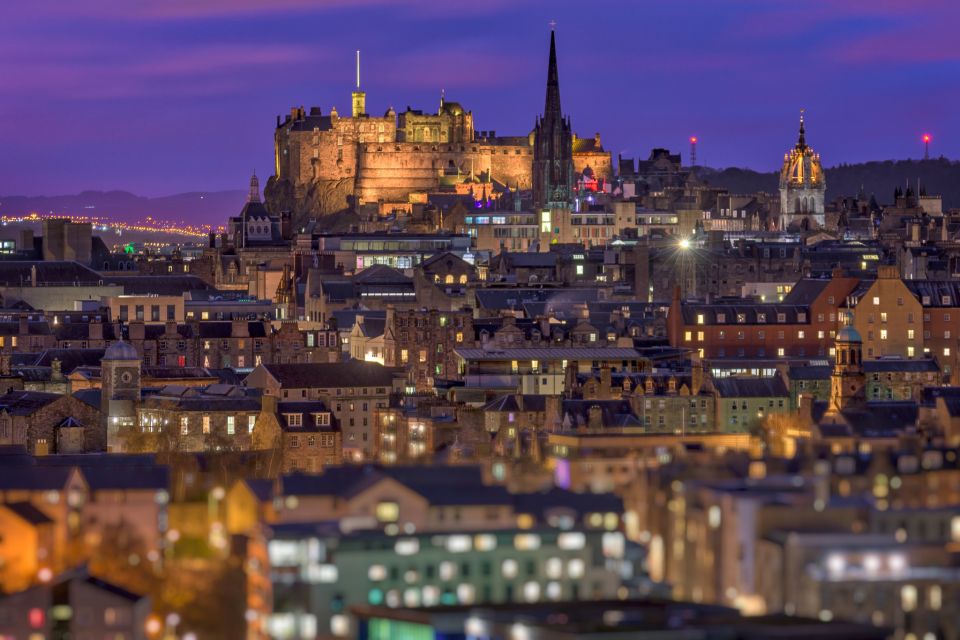 Edinburgh: Private Walking Tour - Key Points