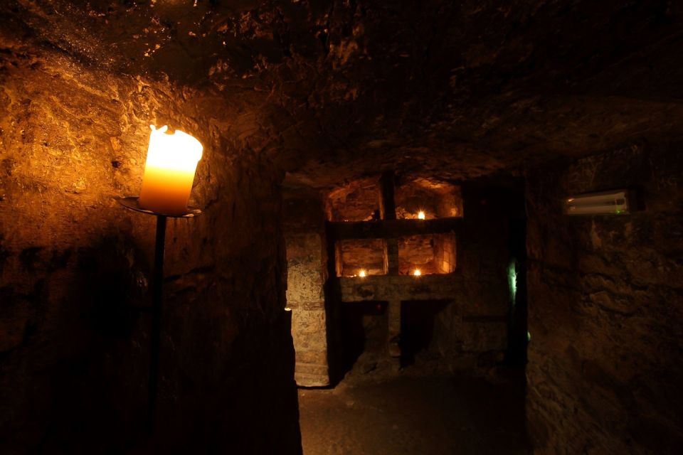 Edinburgh: Small-Group Haunted Underground Vaults Night Tour - Key Points