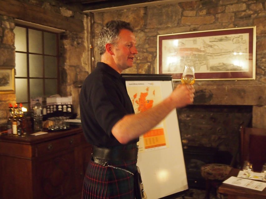 Edinburgh: Small-Group History of Whisky Tour With Tasting - Key Points