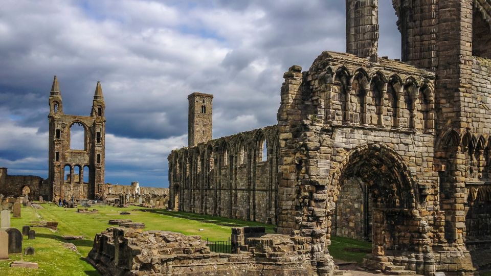 Edinburgh: St Andrews Walk, Dunfermline Abbey and Fife Coast - Key Points