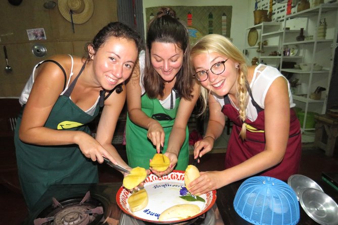 Evening Thai Cooking Class by Aromdii Cooking School - Key Points