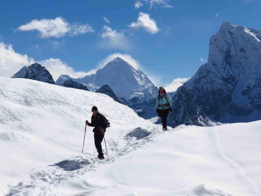 Everest Three High Pass Service Trek - Key Points