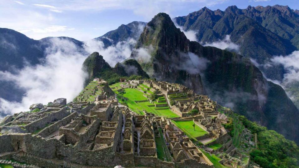 Excursion to Machu Picchu by Luxury Train All Inclusive - Key Points