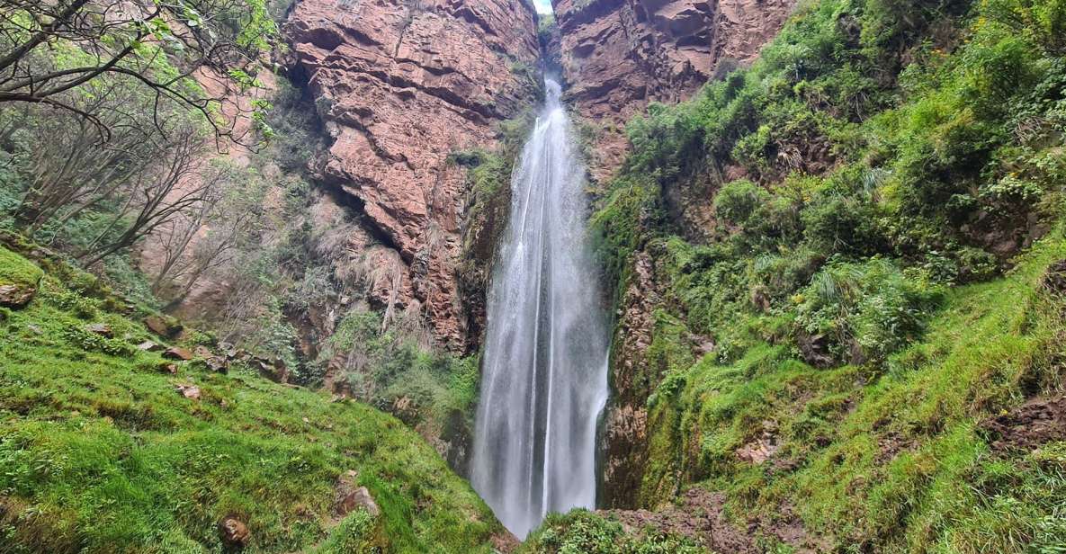 Excursion to the Perolniyoc Waterfall Lunch - Key Points