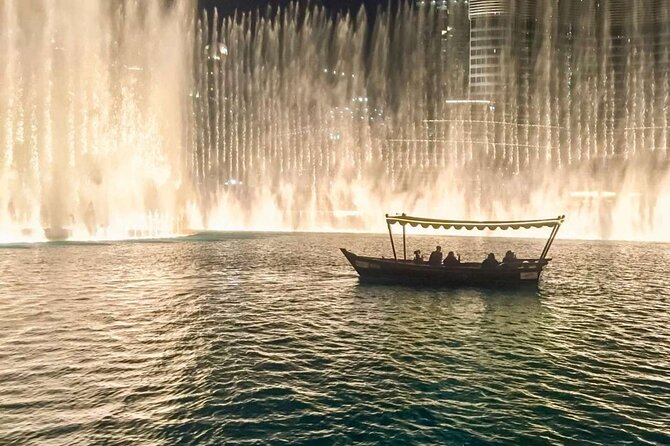 experience dubai fountains show on a boat ride Experience Dubai Fountains Show on a Boat Ride