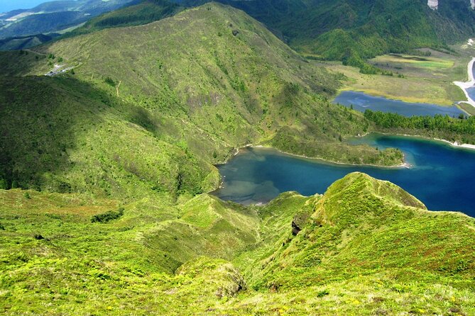 Extraordinary Half-Day Tour 4x4 - Unexplored Landscapes & Lagoa Do Fogo- Join Us - Booking Information