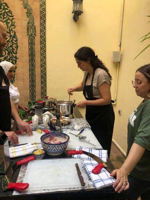 Fes: Authentic Cooking Class and Old Medina Visit - Key Points