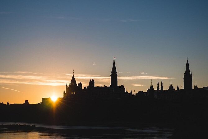 Fly Over the City of Ottawa in a Helicopter - Key Points