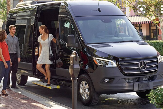 Fort Lauderdale Airport Private Transfer (Up To 14 Passengers) - Key Points