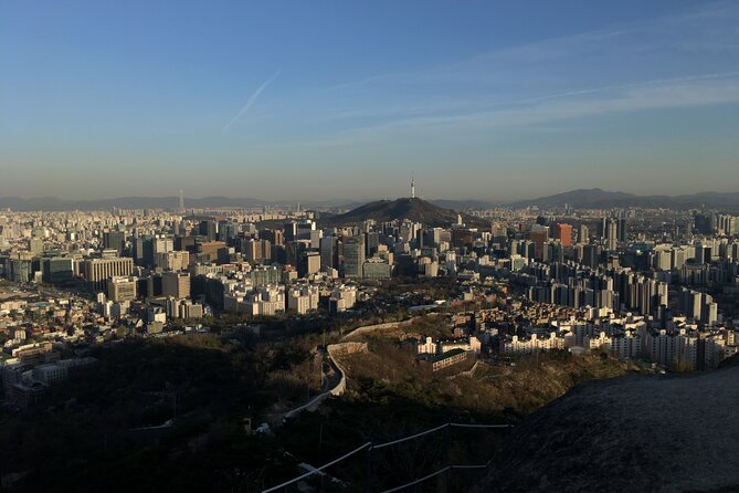 Fortress Night Hike & Snack at a Local Market - Key Points