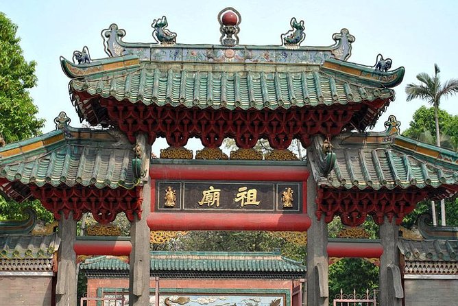 Foshan Cultural One Day Tour Including Ancestral Temple & Nanfeng Ancient Kiln - Key Points