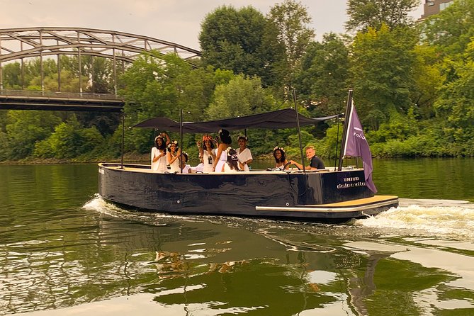 Frankfurt Private Boating Adventure - Key Points