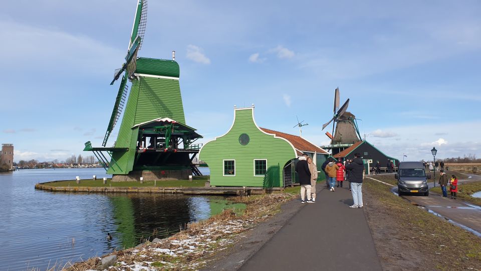 From Amsterdam: Small Group Zaanse Schans and Volendam Tour - Key Points