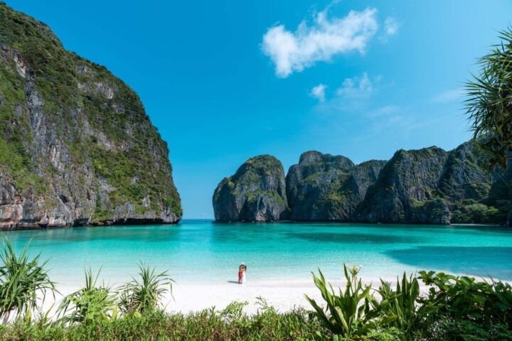 From Aonang : Tour Phi Phi, Maya Bay, Bamboo Island - Key Points